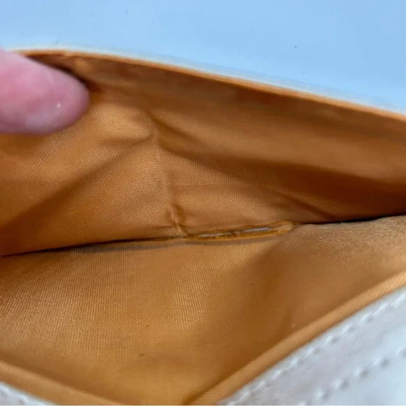 Kathy Van Zeeland Silver Metallic Wallet with Heart Accent Y2K - Picture 11 of 16